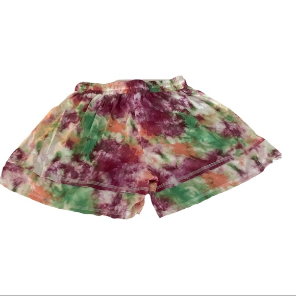 Tie Dye Drawstring Shorts with Side Slit Pockets - Picture 6 of 10
